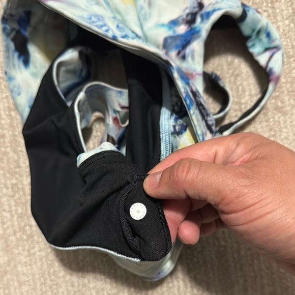 Lululemon Mind Over Miles Bra Size 4 Exposure Running Sports Bra - Picture 9 of 10